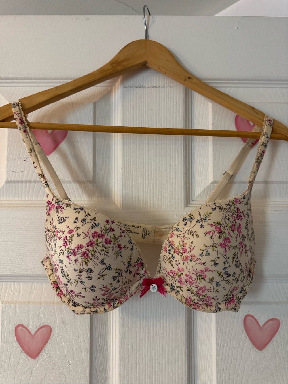 Victoria's Secret Body by Victoria Cream Floral Push-Up Bra 34C